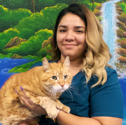 Alexxis A., Veterinary Assistant